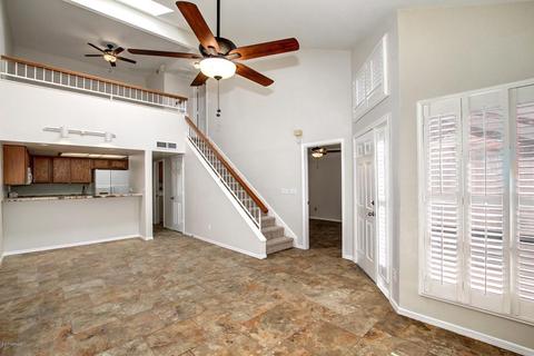 134 E Beck Ln, Phoenix, AZ 85022 photo 4