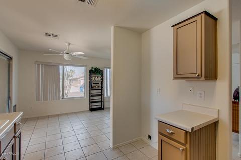 8615 E Capri Ave, Mesa, AZ 85208 photo 12