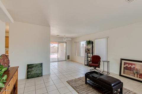 8615 E Capri Ave, Mesa, AZ 85208 photo 6