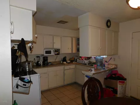 810 E Hazel Dr, Phoenix, AZ 85042 photo 11