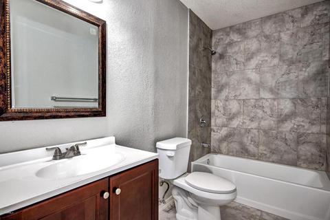7738 W Weldon Ave, Phoenix, AZ 85033 photo 8
