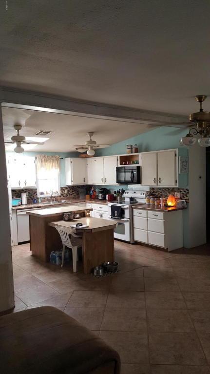 1125 N Valley Dr, Apache Junction, AZ 85120 photo 3