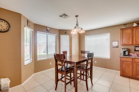 3526 E Crescent Way, Gilbert, AZ 85298 photo 9
