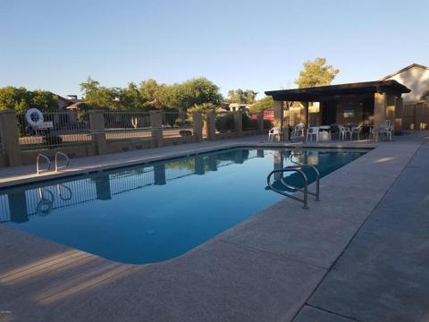 7032 W Mitchell Dr, Phoenix, AZ 85033 photo 8