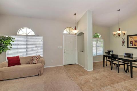 1747 E Cortez Dr, Gilbert, AZ 85234 photo 4