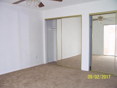 527 E La Mirada Dr, Phoenix, AZ 85042 photo 9