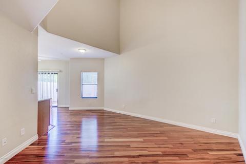 1076 E Sunburst Ln, Tempe, AZ 85284 photo 6