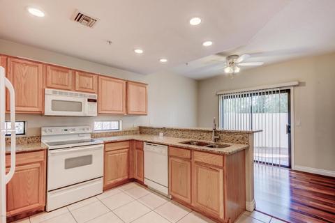 1076 E Sunburst Ln, Tempe, AZ 85284 photo 10