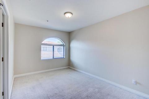 1076 E Sunburst Ln, Tempe, AZ 85284 photo 20
