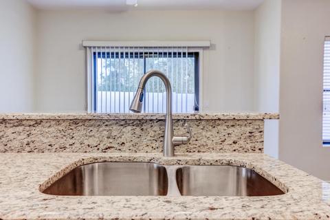 1076 E Sunburst Ln, Tempe, AZ 85284 photo 12
