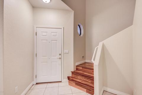 1076 E Sunburst Ln, Tempe, AZ 85284 photo 3