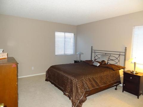 4128 E Yowy St, Phoenix, AZ 85044 photo 2