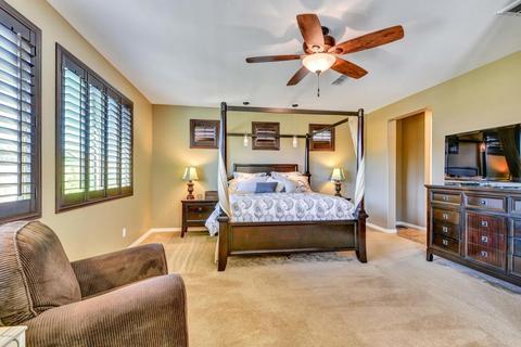 10749 E Kinetic Dr, Mesa, AZ 85212 photo 1