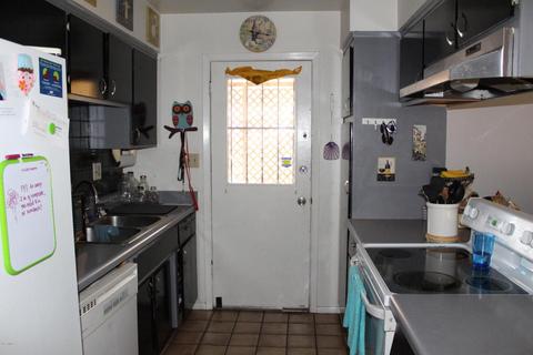1411 E Broadmor Dr, Tempe, AZ 85282 photo 9