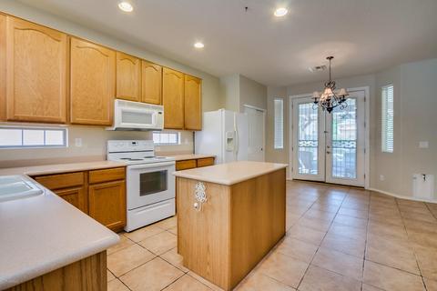 3864 S Dew Drop Ln, Gilbert, AZ 85297 photo 9
