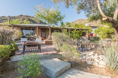 102 E Foothill Dr, Phoenix, AZ 85020 photo 1