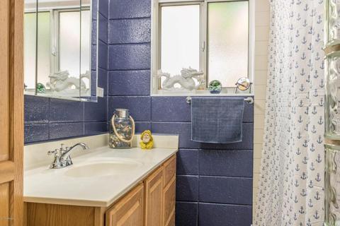 102 E Foothill Dr, Phoenix, AZ 85020 photo 24