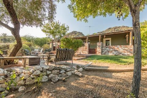 102 E Foothill Dr, Phoenix, AZ 85020 photo 2