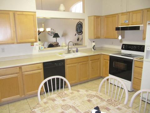 2029 S Thunderbird Dr, Apache Junction, AZ 85120 photo 3