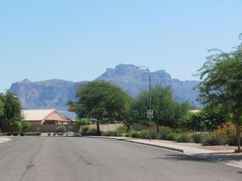 2029 S Thunderbird Dr, Apache Junction, AZ 85120 photo 2