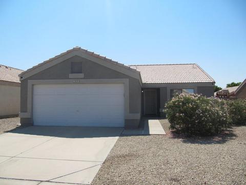 2029 S Thunderbird Dr, Apache Junction, AZ 85120 photo 1