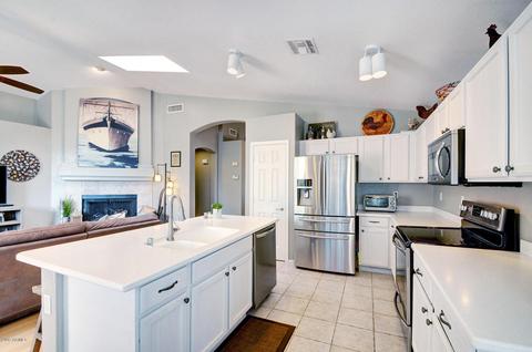3055 E Captain Dreyfus Ave, Phoenix, AZ 85032 photo 11