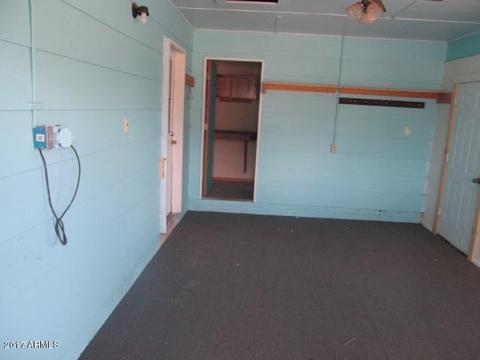 127 N E St, Springerville, AZ 85938 photo 3