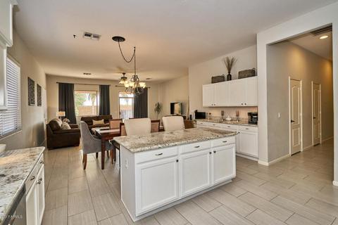1673 S Boulder St, Gilbert, AZ 85295 photo 2