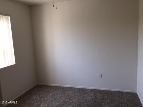 4040 E Melinda Ln, Phoenix, AZ 85050 photo 11