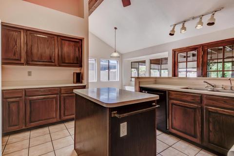 1956 E Citation Ln, Tempe, AZ 85284 photo 10