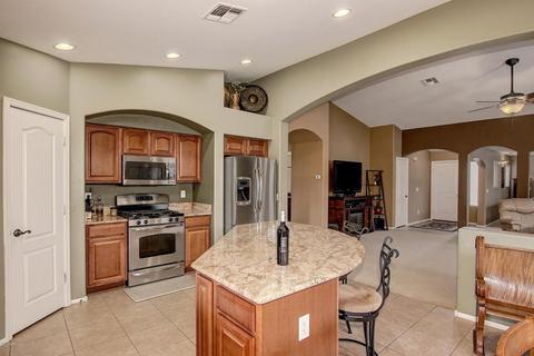 2609 E Charlotte Dr, Phoenix, AZ 85024 photo 3