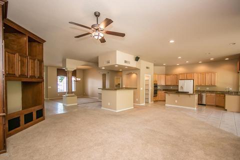 661 S Boulder Ct, Gilbert, AZ 85296 photo 4