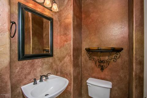 661 S Boulder Ct, Gilbert, AZ 85296 photo 11