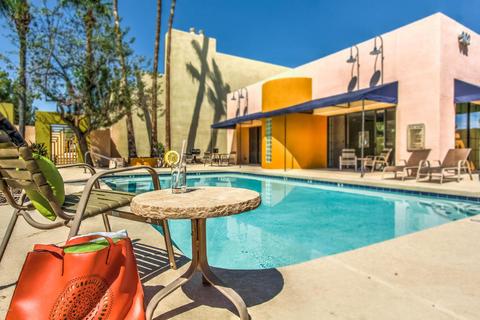 902 W Glendale Ave #208, Phoenix, AZ 85021 photo 1