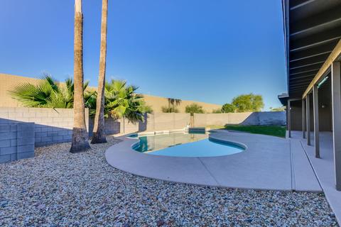 2086 E Greenway Dr, Tempe, AZ 85282 photo 27