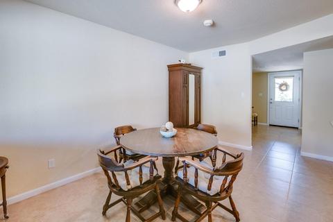 2086 E Greenway Dr, Tempe, AZ 85282 photo 8