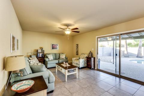 2086 E Greenway Dr, Tempe, AZ 85282 photo 9