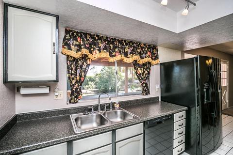4609 E Voltaire Ave, Phoenix, AZ 85032 photo 9