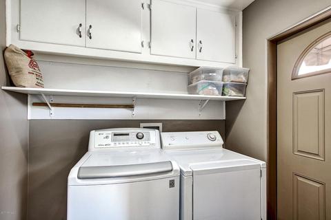 845 E Flynn Ln, Phoenix, AZ 85014 photo 12