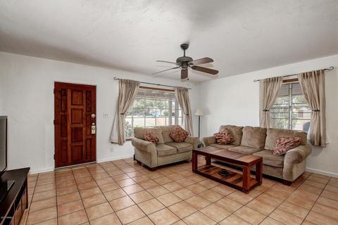 845 E Flynn Ln, Phoenix, AZ 85014 photo 4