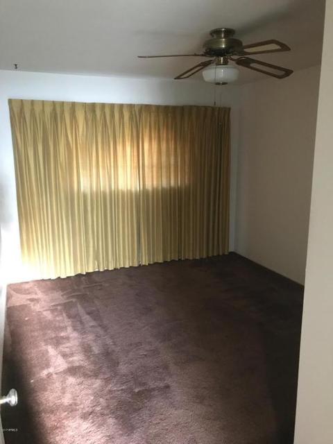 207 E Harmont Dr, Phoenix, AZ 85020 photo 17
