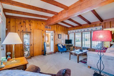 824 E Mountain View Rd, Phoenix, AZ 85020 photo 6