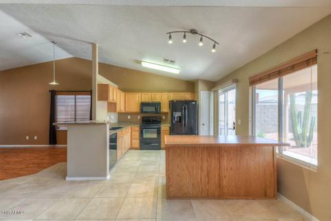 911 W 15th Ave, Apache Junction, AZ 85120 photo 14