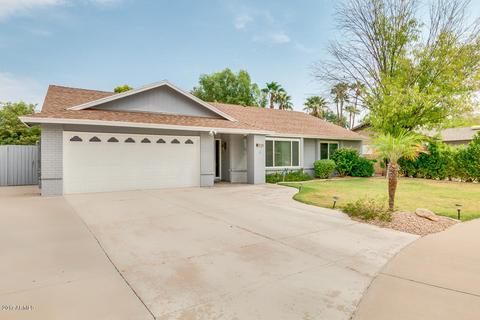 4526 E Gelding Dr, Phoenix, AZ 85032 photo 2