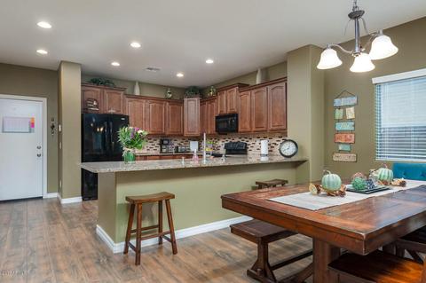 2739 E Donato Dr, Gilbert, AZ 85298 photo 9