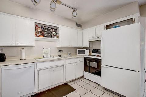 4131 E Camelback Rd #33, Phoenix, AZ 85018 photo 3
