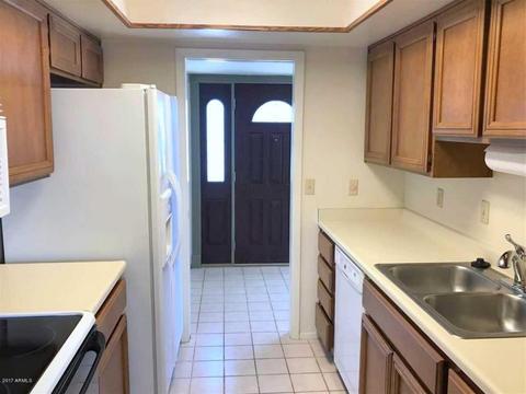 802 E Michelle Dr, Phoenix, AZ 85022 photo 3