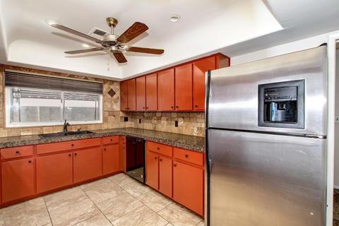3215 E Corrine Dr, Phoenix, AZ 85032 photo 8