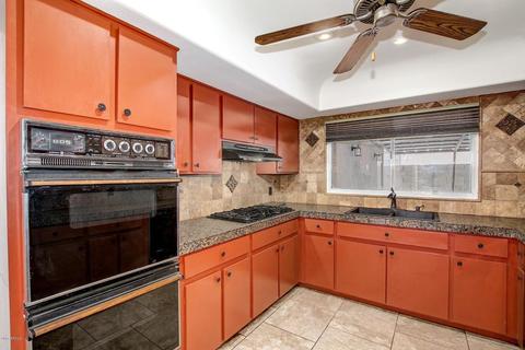 3215 E Corrine Dr, Phoenix, AZ 85032 photo 9