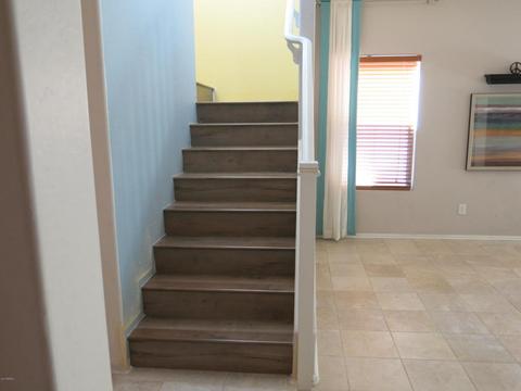 1069 S Hawk Ln, Gilbert, AZ 85296 photo 11